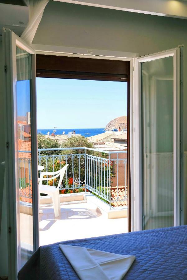 Limnia Gi Hotel Мирина Екстериор снимка